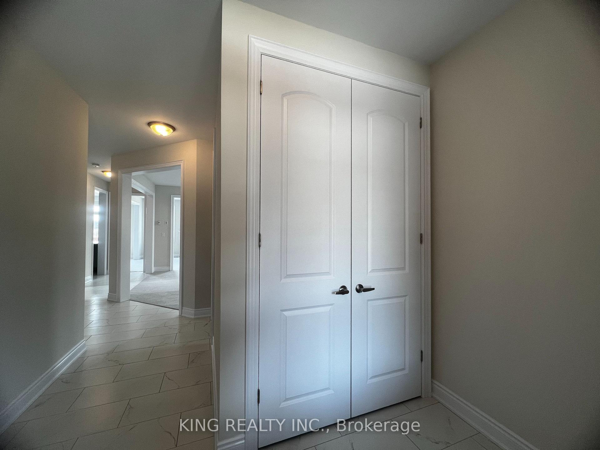 Photo 2 of 3008 Sierra Drive, Orillia — HOMEH