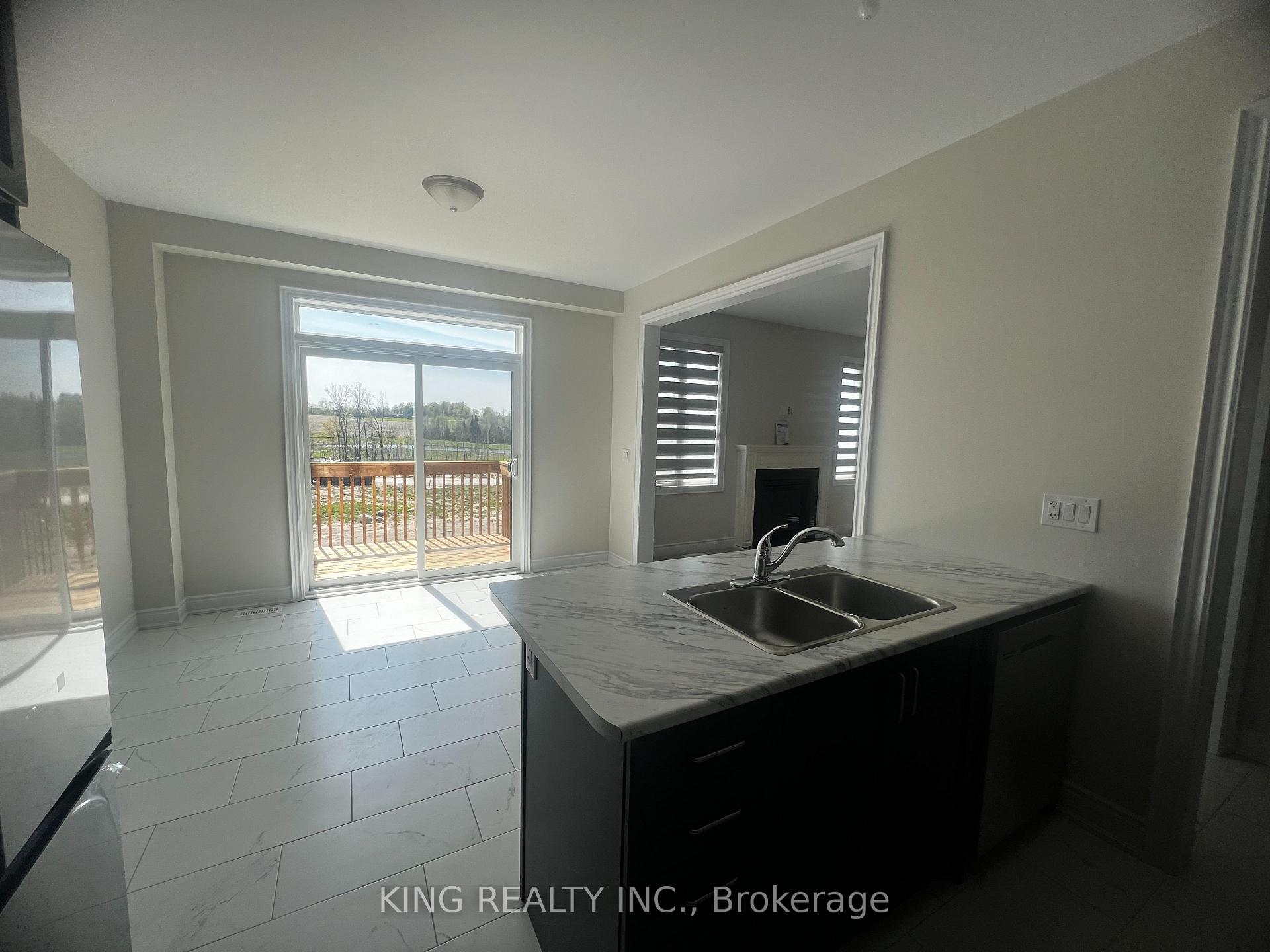 Photo 9 of 3008 Sierra Drive, Orillia — HOMEH