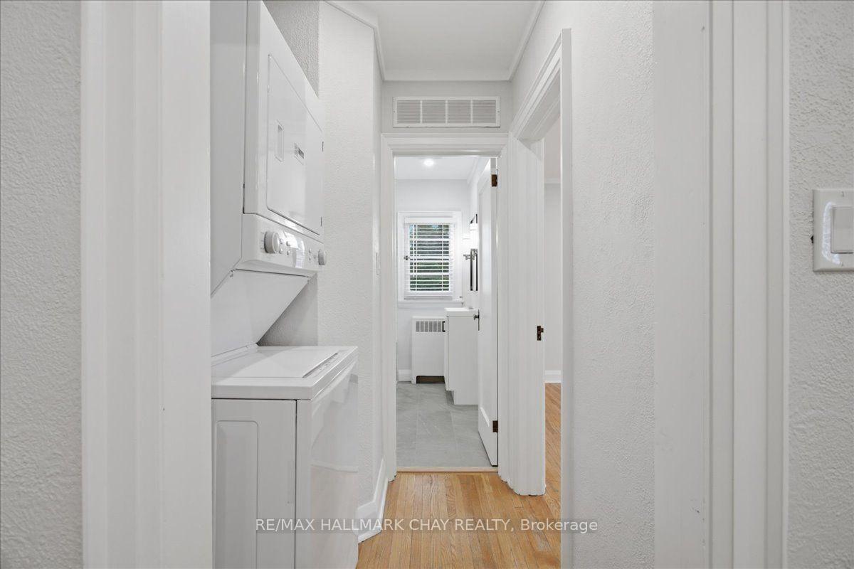 Photo 15 of Unit 2, 15 Parkside Drive, Barrie, Queen's Park — HOMEH