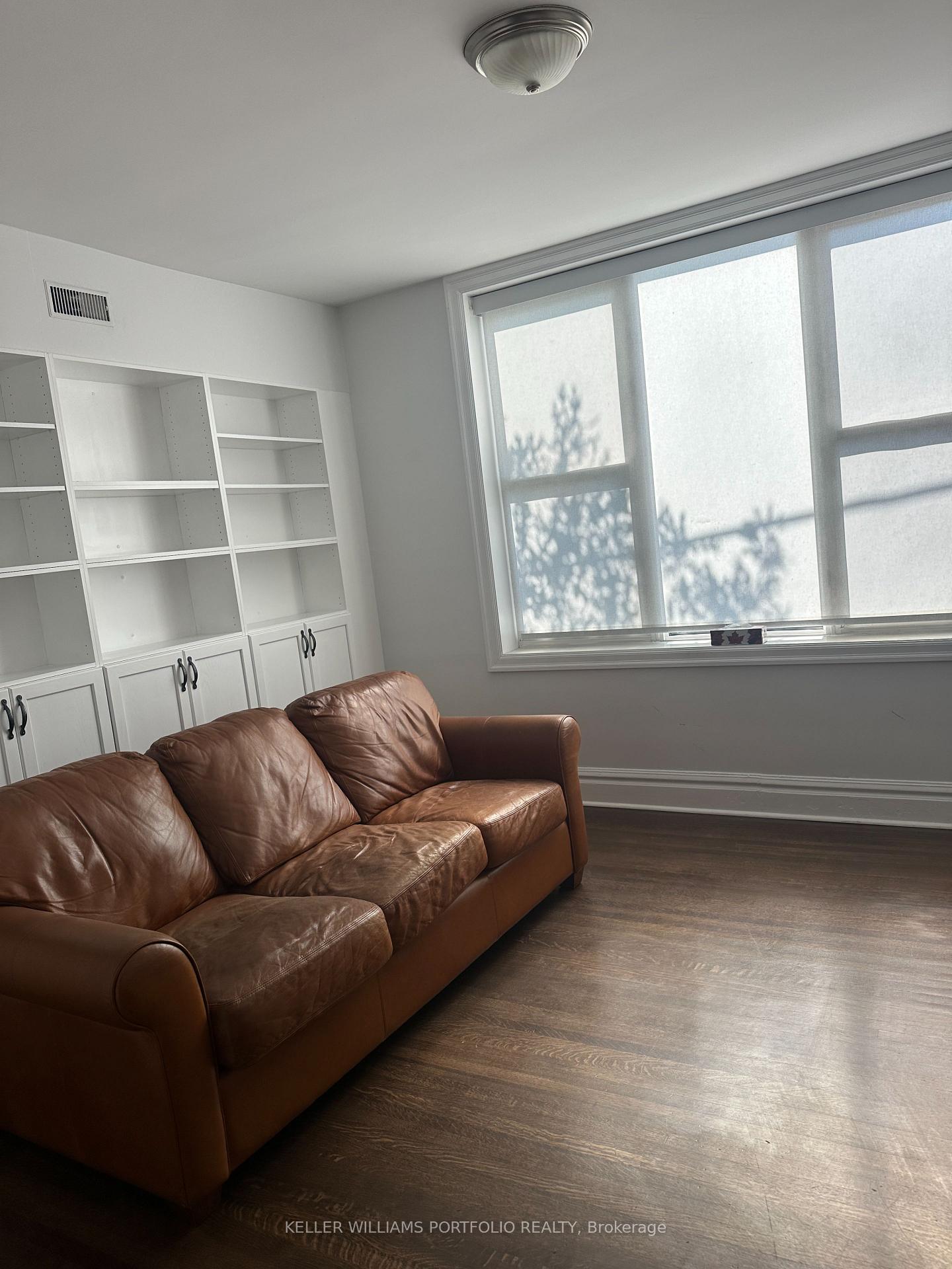 Photo 3 of 345A Roncesvalles Avenue, Toronto, Roncesvalles — HOMEH