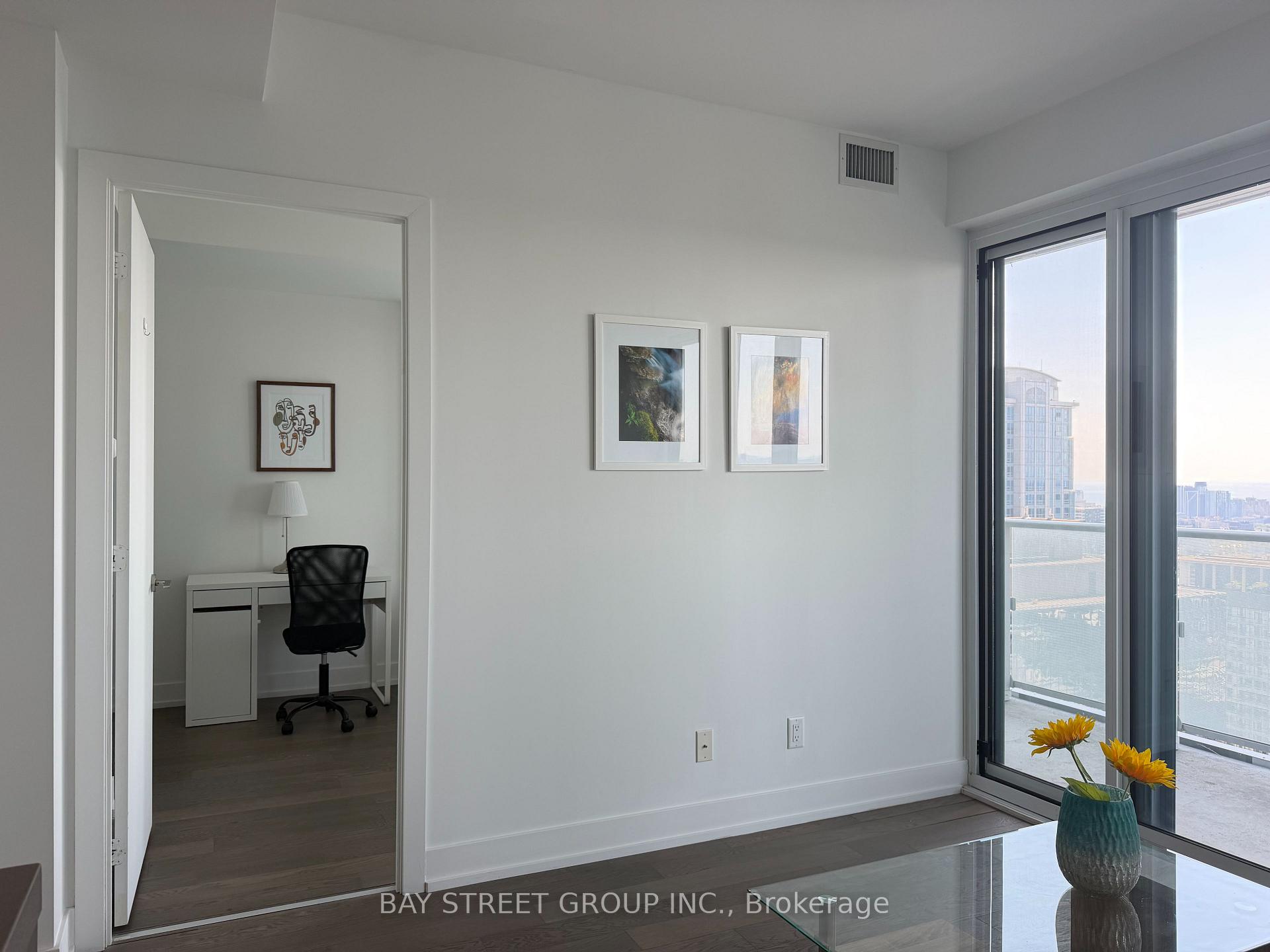 Photo 13 of Unit 4501, 7 Grenville Street, Toronto, Bay Street Corridor — HOMEH