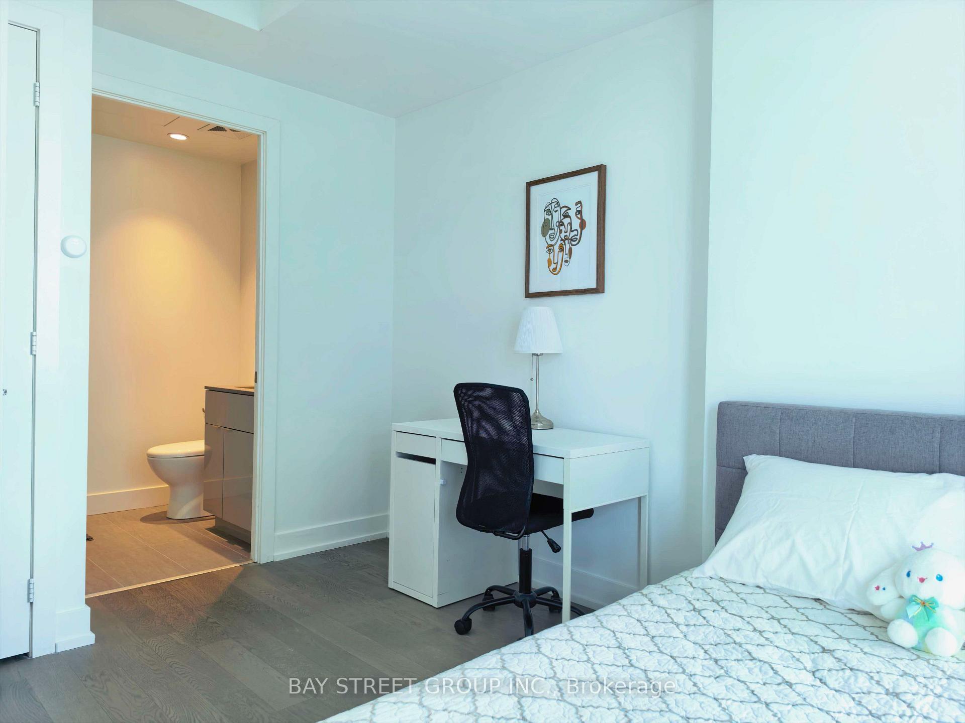 Photo 15 of Unit 4501, 7 Grenville Street, Toronto, Bay Street Corridor — HOMEH