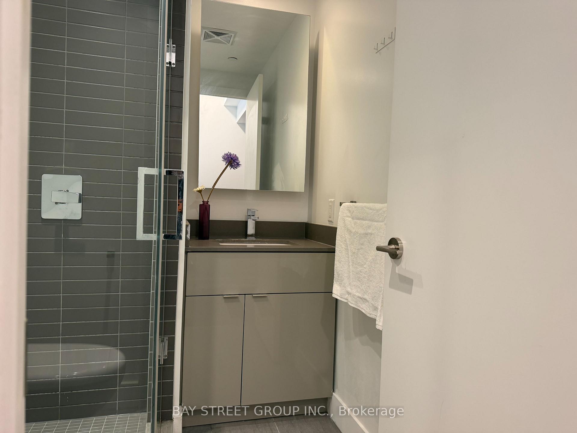 Photo 20 of Unit 4501, 7 Grenville Street, Toronto, Bay Street Corridor — HOMEH