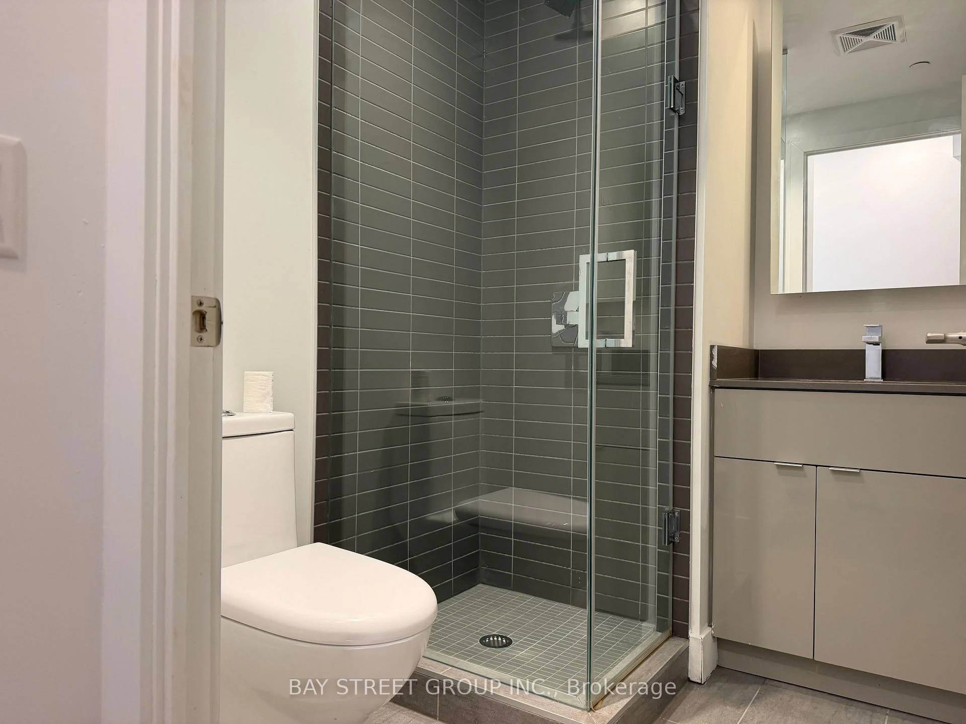 Photo 18 of Unit 4501, 7 Grenville Street, Toronto, Bay Street Corridor — HOMEH