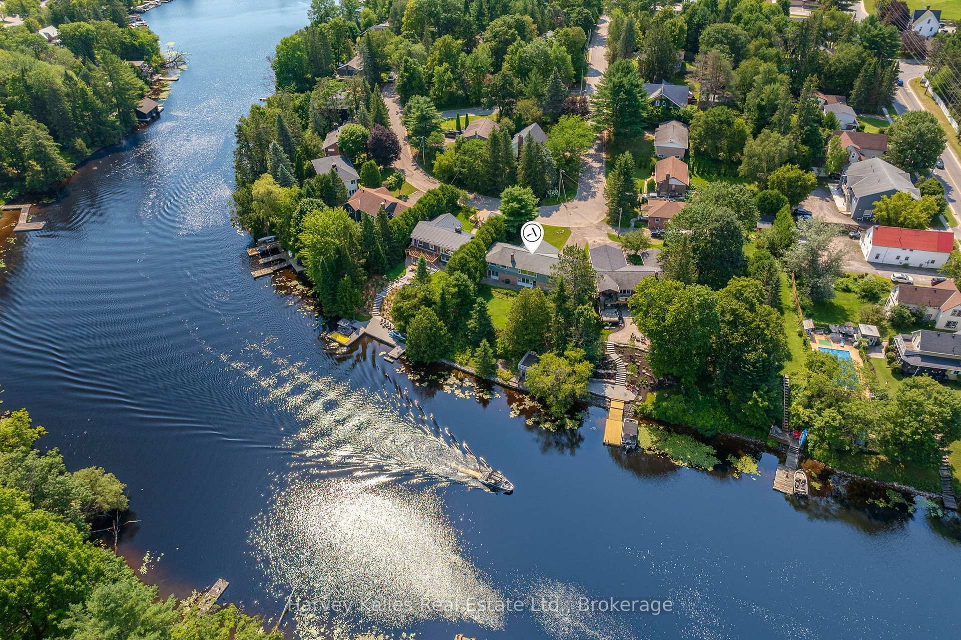 Photo 1 of 40 King Crescent, Huntsville — HOMEH