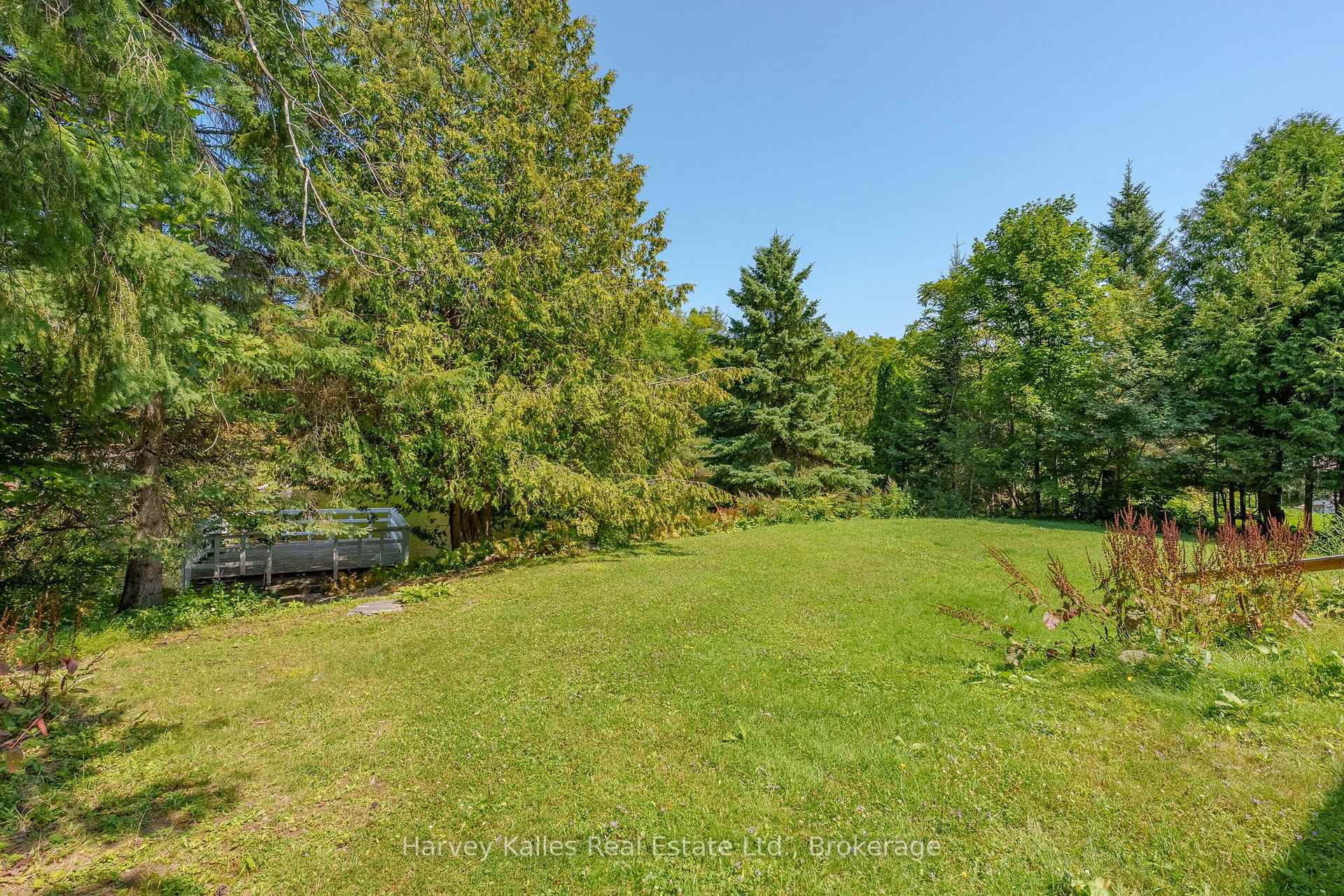 Photo 7 of 40 King Crescent, Huntsville — HOMEH