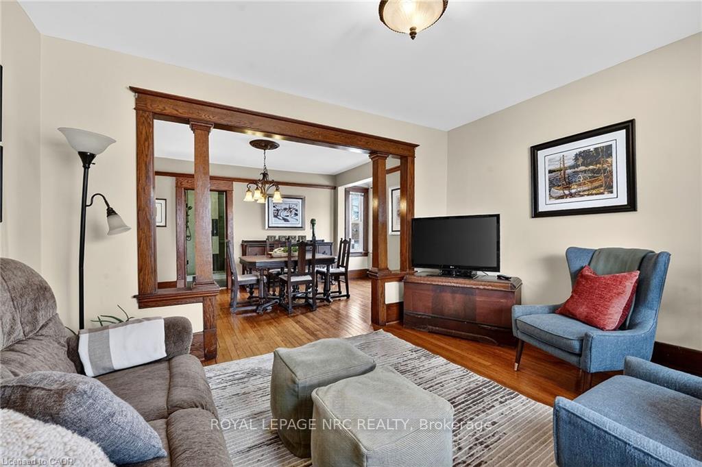 Photo 3 of 3952 Victoria Avenue W, Lincoln, Lincoln-Jordan/Vineland — HOMEH