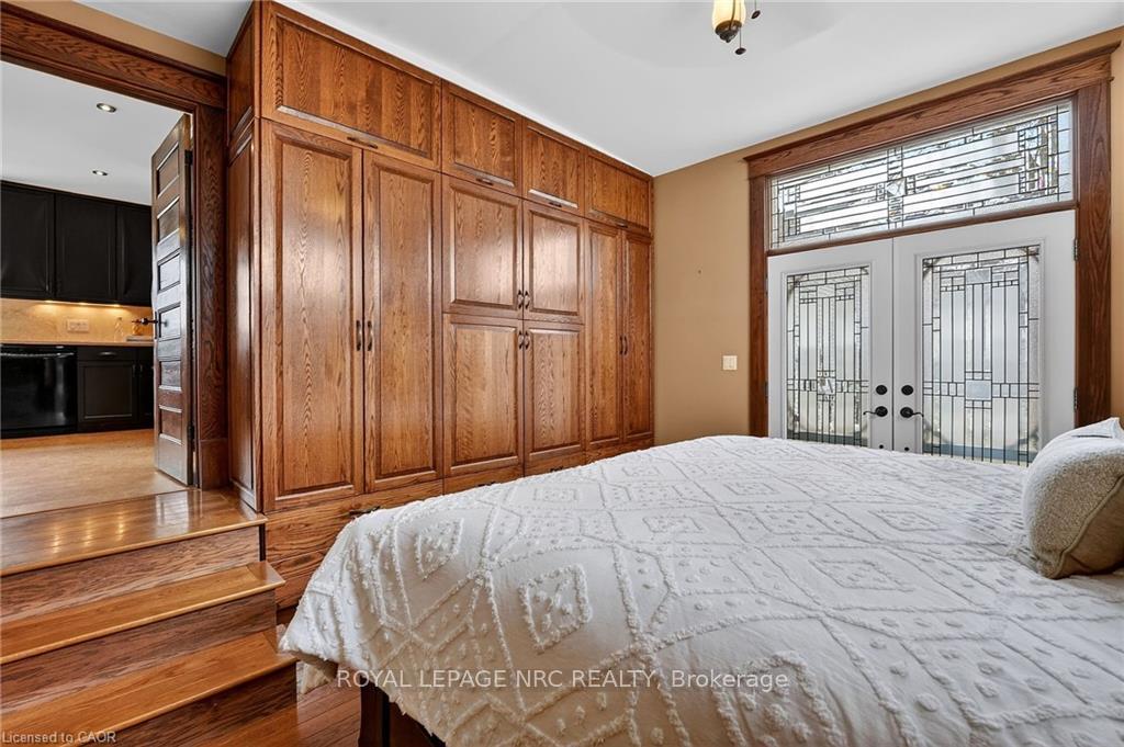 Photo 11 of 3952 Victoria Avenue W, Lincoln, Lincoln-Jordan/Vineland — HOMEH