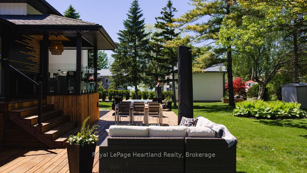 Photo 47 of 238 Bennett Street W, Goderich, Goderich (Town) — HOMEH