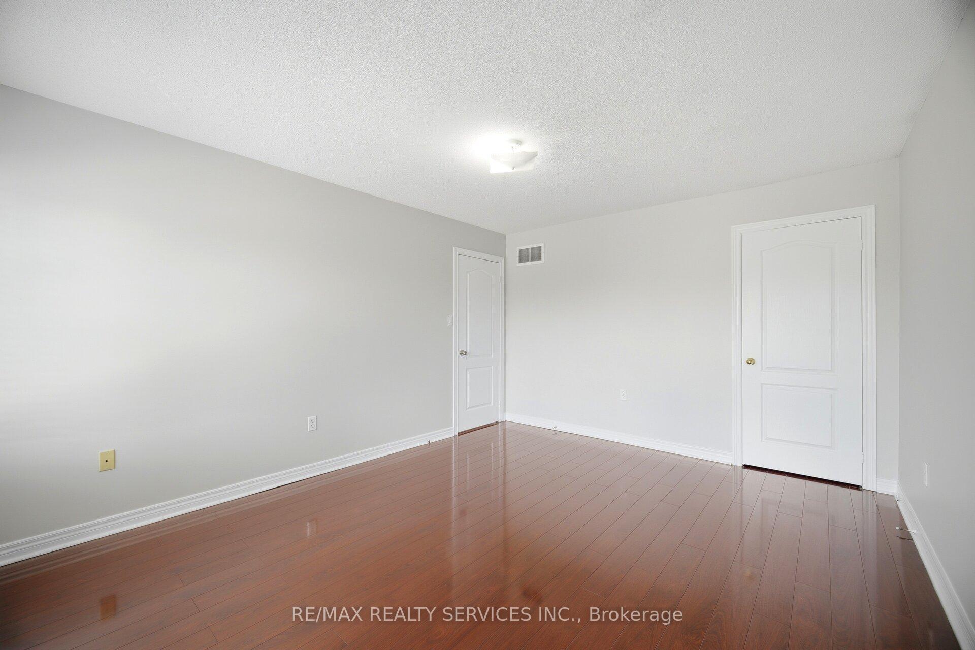Photo 32 of 16 Lagrotto Road, Brampton, Madoc — HOMEH
