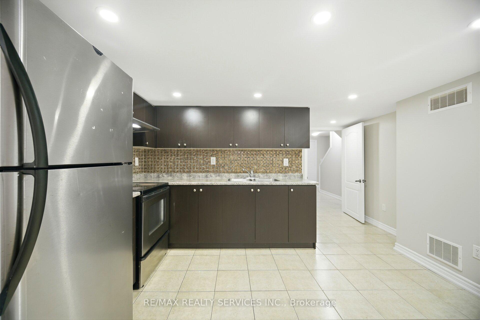 Photo 37 of 16 Lagrotto Road, Brampton, Madoc — HOMEH