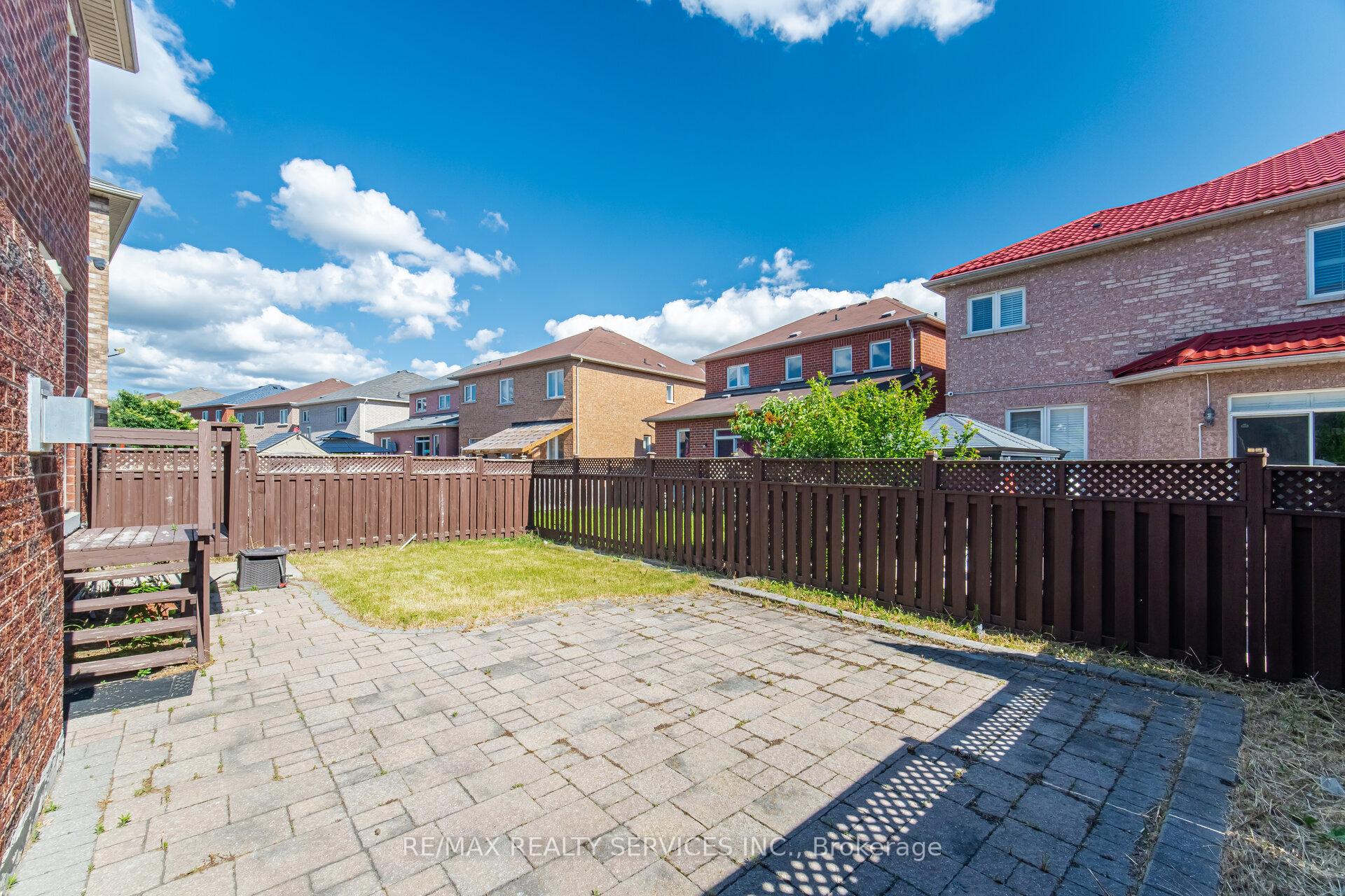 Photo 44 of 16 Lagrotto Road, Brampton, Madoc — HOMEH