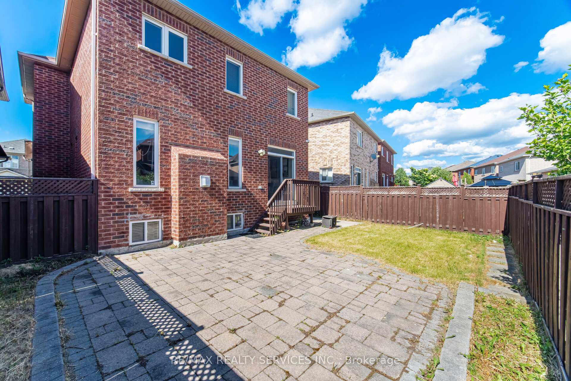 Photo 45 of 16 Lagrotto Road, Brampton, Madoc — HOMEH