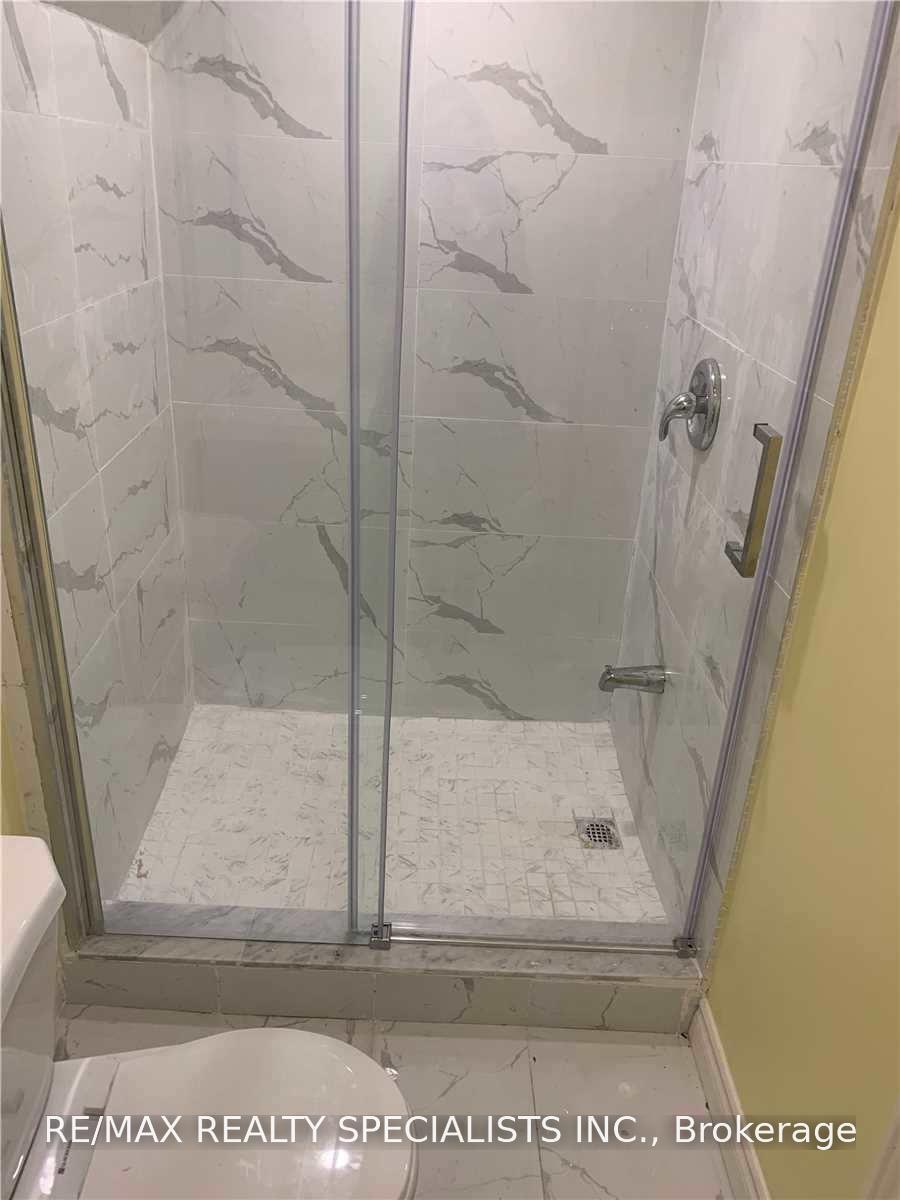 Photo 17 of Unit Lower, 5431 Tree Crest Court, Mississauga, Hurontario — HOMEH
