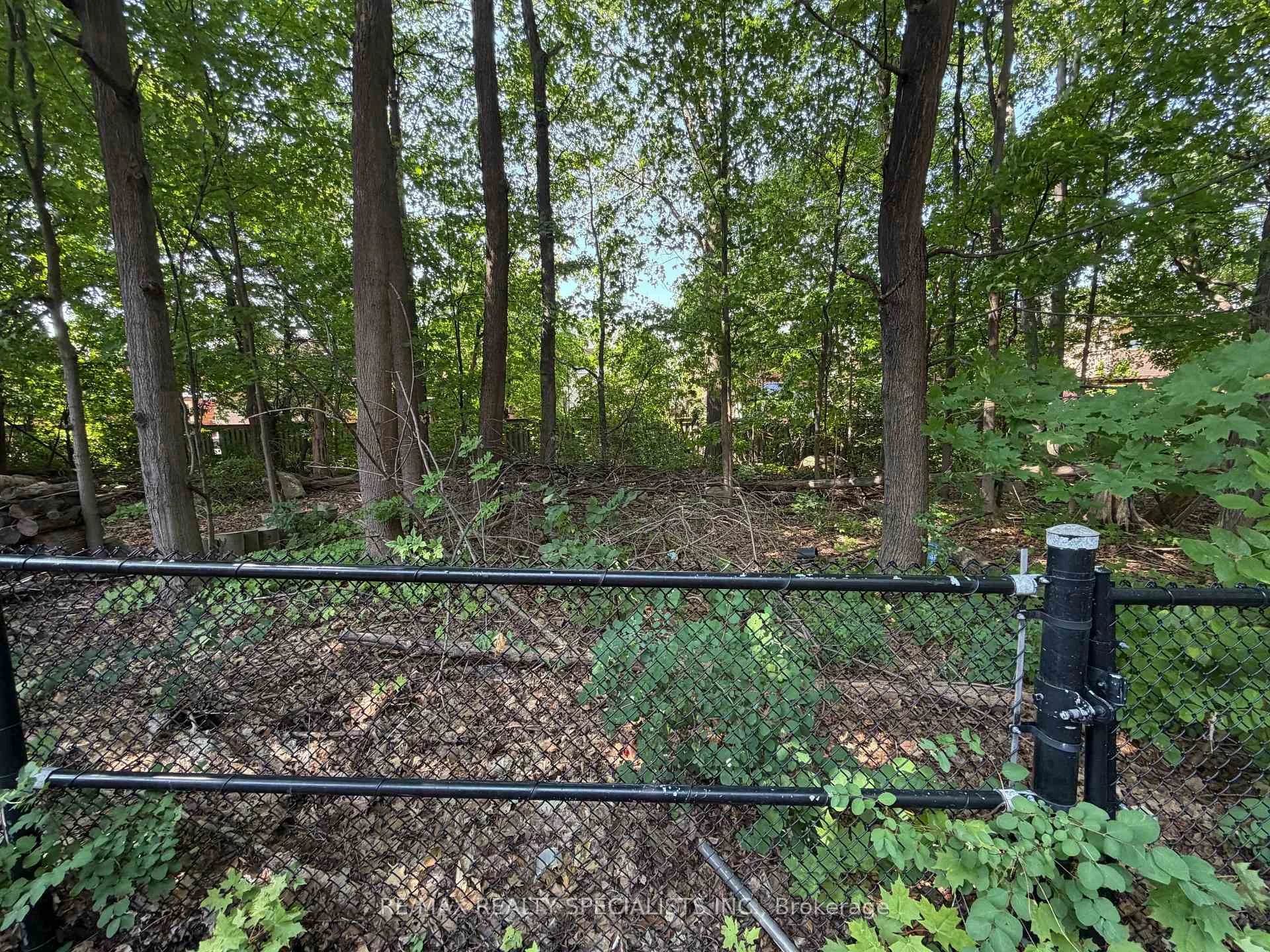 Photo 45 of Unit Lower, 5431 Tree Crest Court, Mississauga, Hurontario — HOMEH