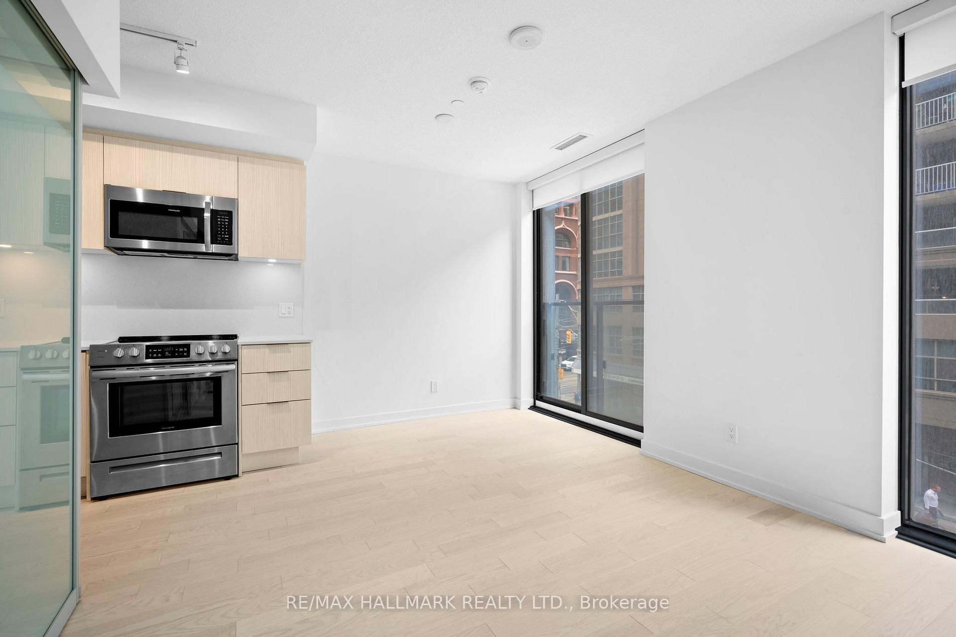 Photo 7 of Unit 218, 25 Richmond Street E, Toronto, Church-Yonge Corridor — HOMEH
