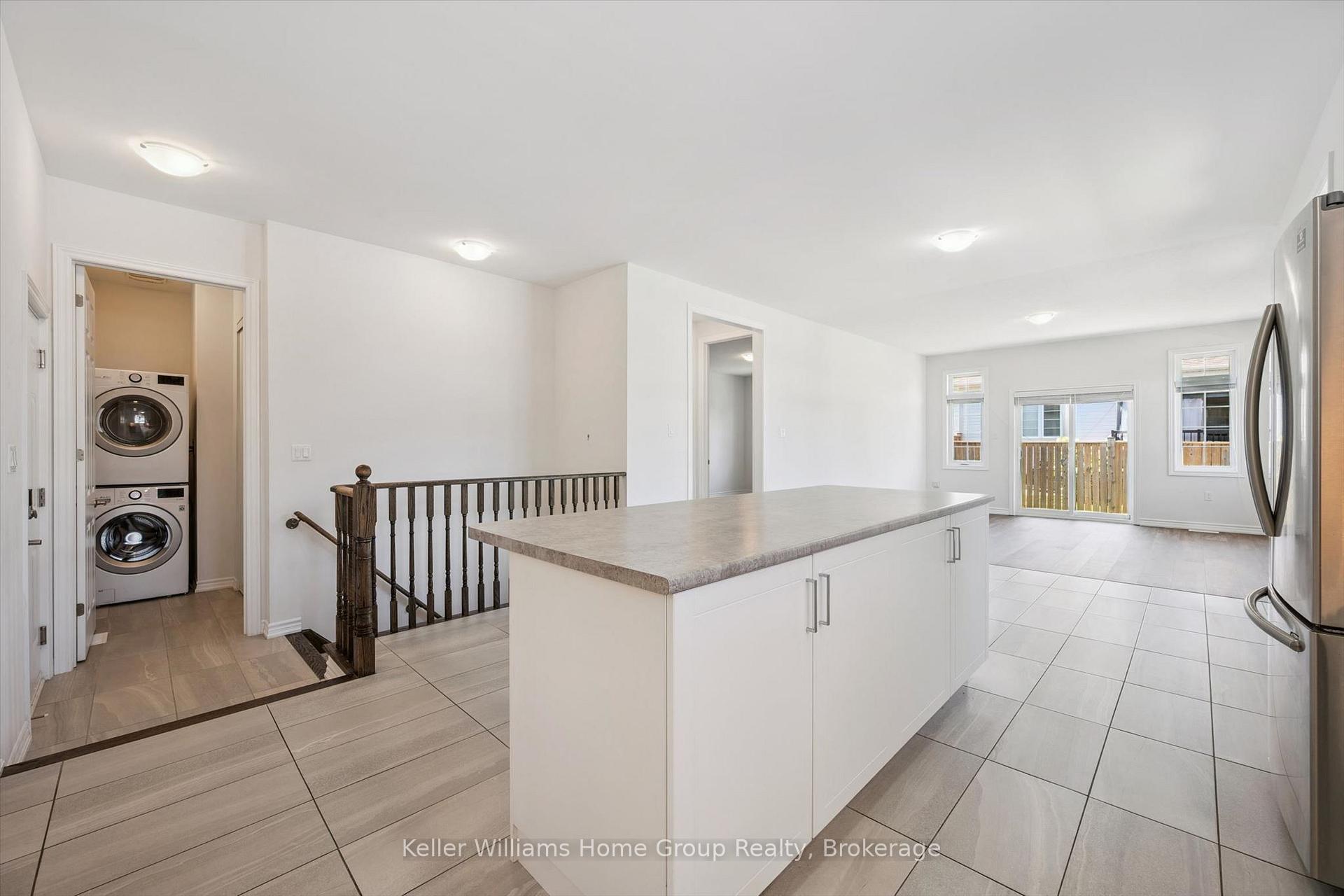 Photo 20 of 52 Findlay Way, Centre Wellington, Fergus — HOMEH