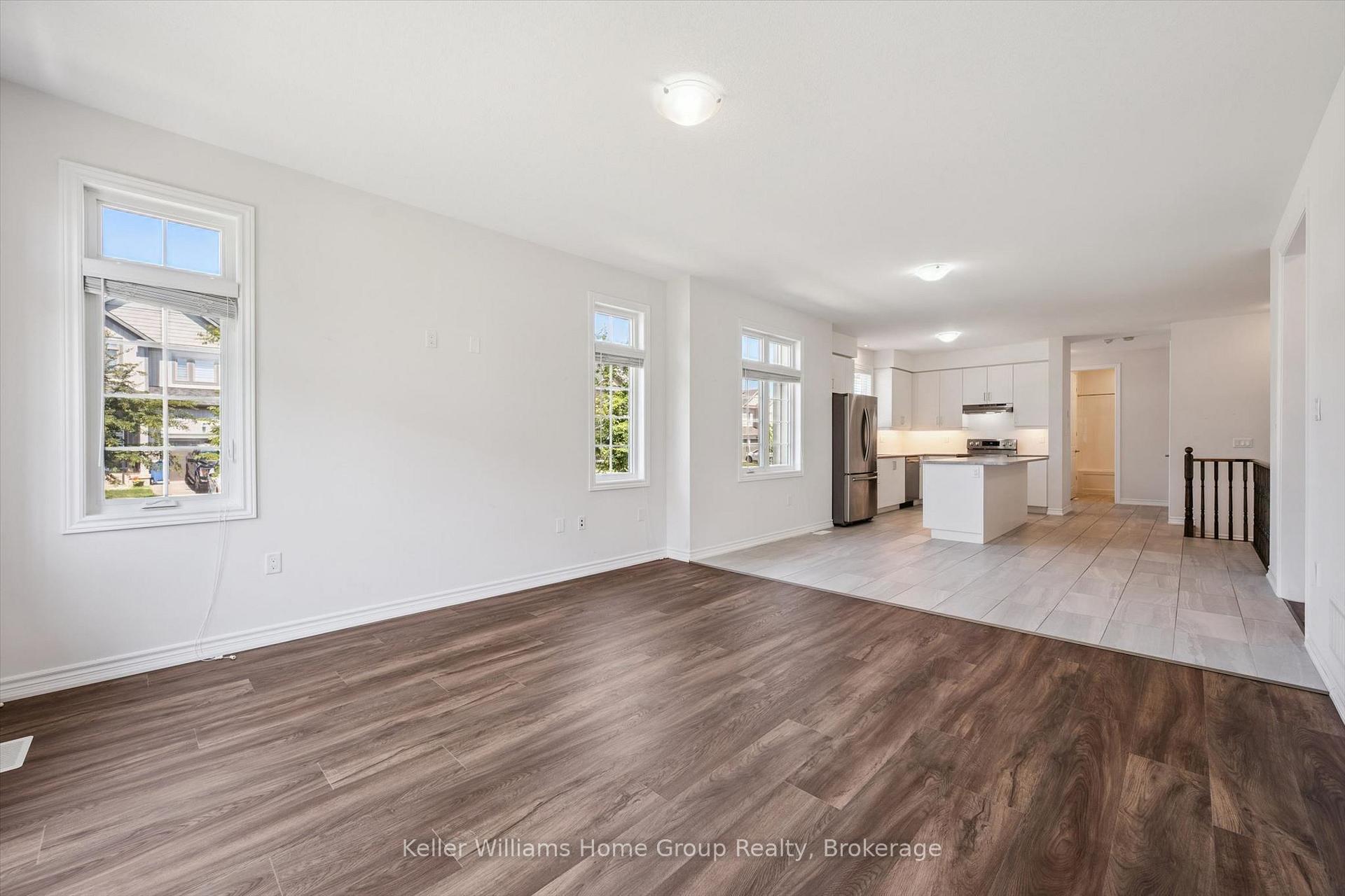Photo 22 of 52 Findlay Way, Centre Wellington, Fergus — HOMEH