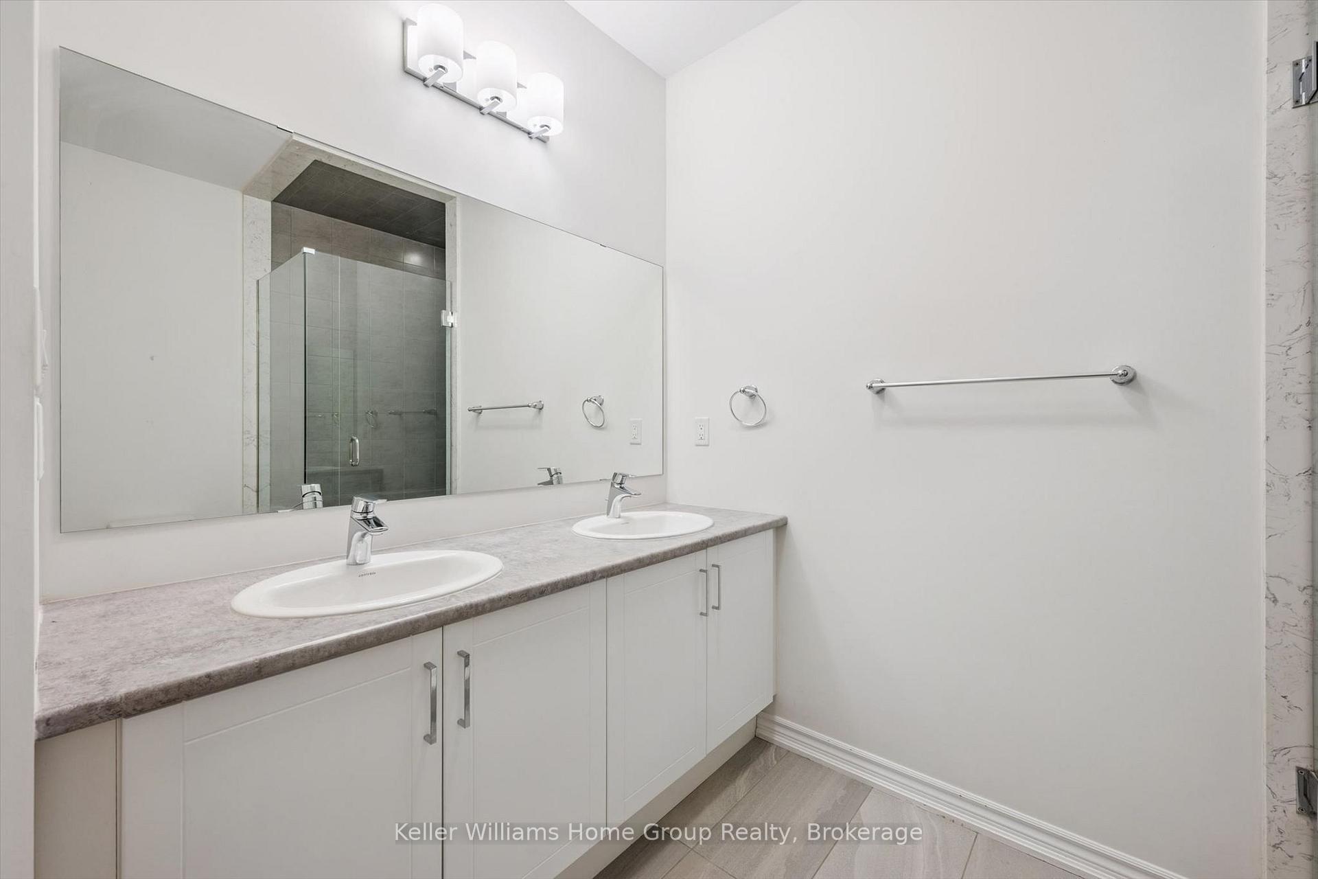 Photo 32 of 52 Findlay Way, Centre Wellington, Fergus — HOMEH