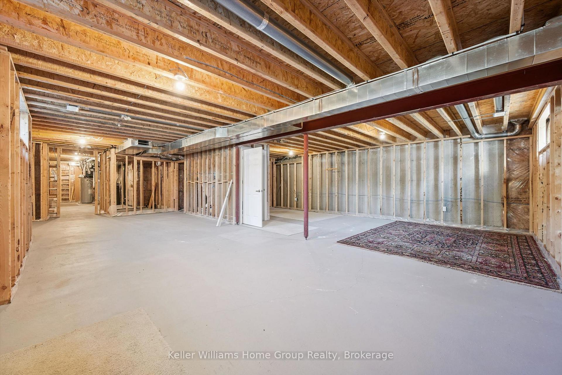 Photo 36 of 52 Findlay Way, Centre Wellington, Fergus — HOMEH
