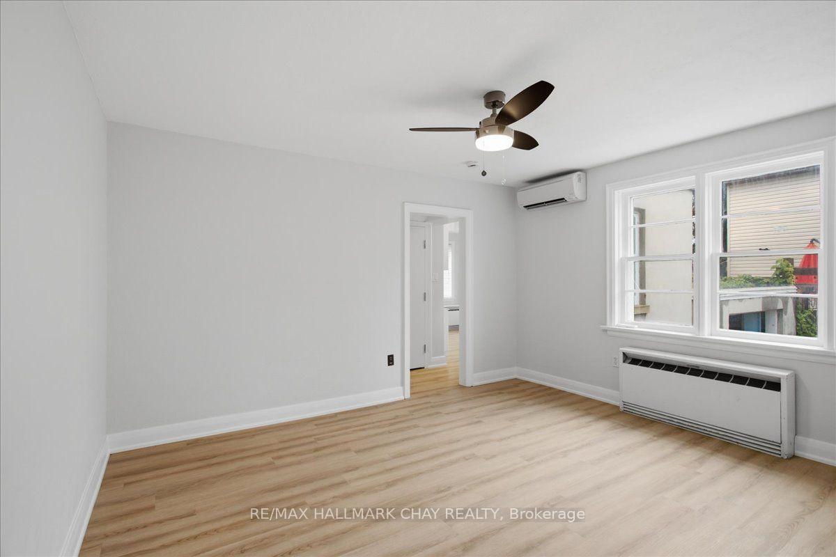 Photo 13 of Unit 3, 15 Parkside Drive, Barrie, Queen's Park — HOMEH