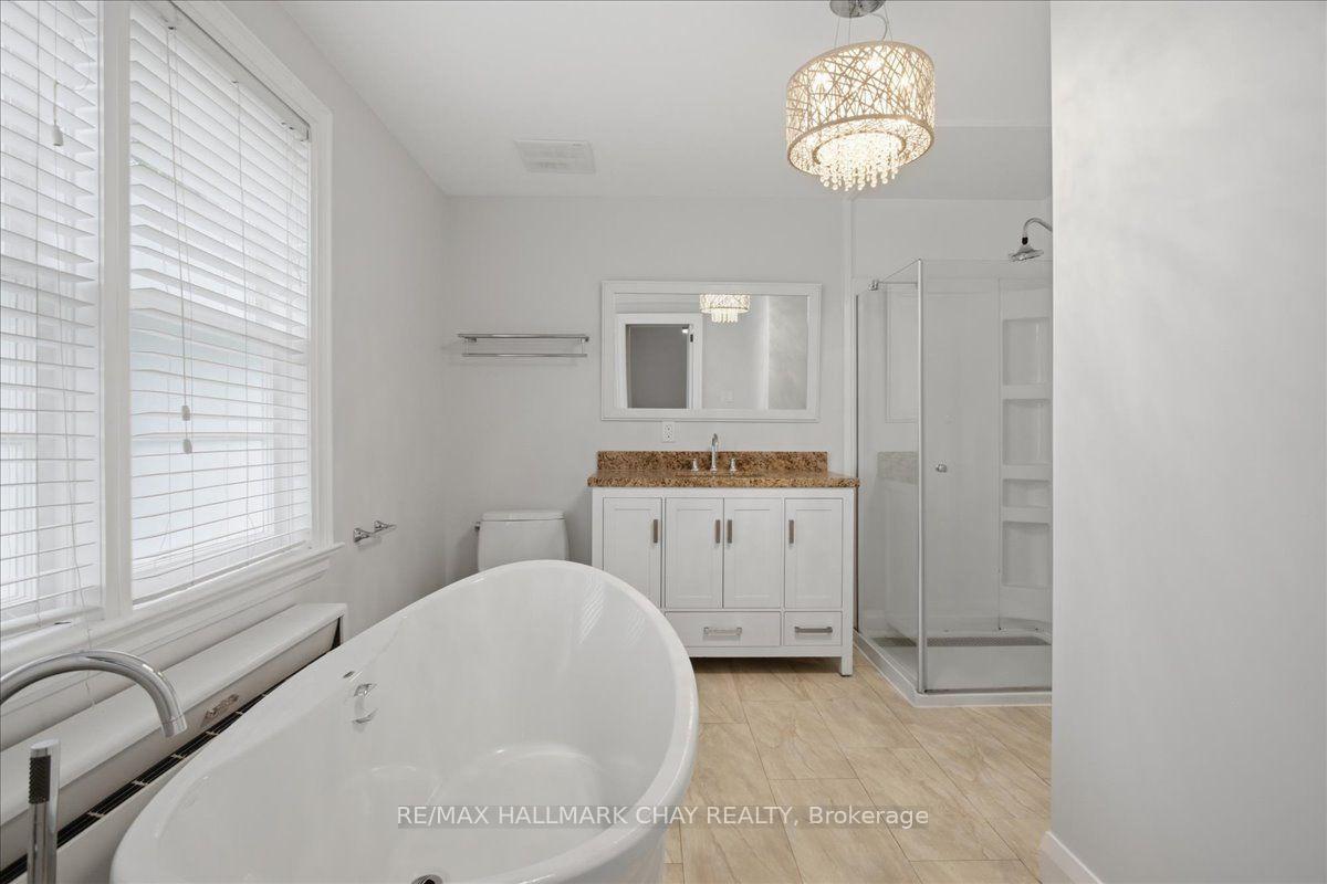 Photo 23 of Unit 3, 15 Parkside Drive, Barrie, Queen's Park — HOMEH