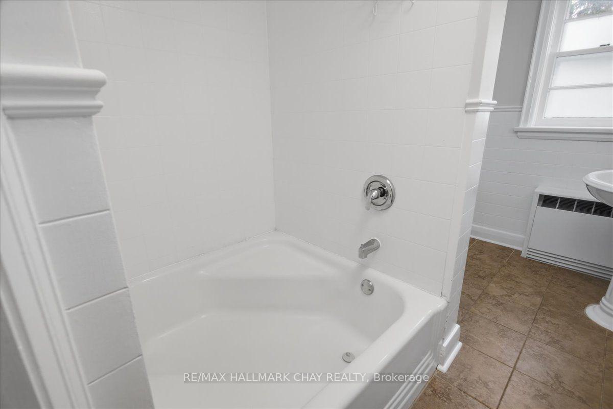 Photo 32 of Unit 3, 15 Parkside Drive, Barrie, Queen's Park — HOMEH