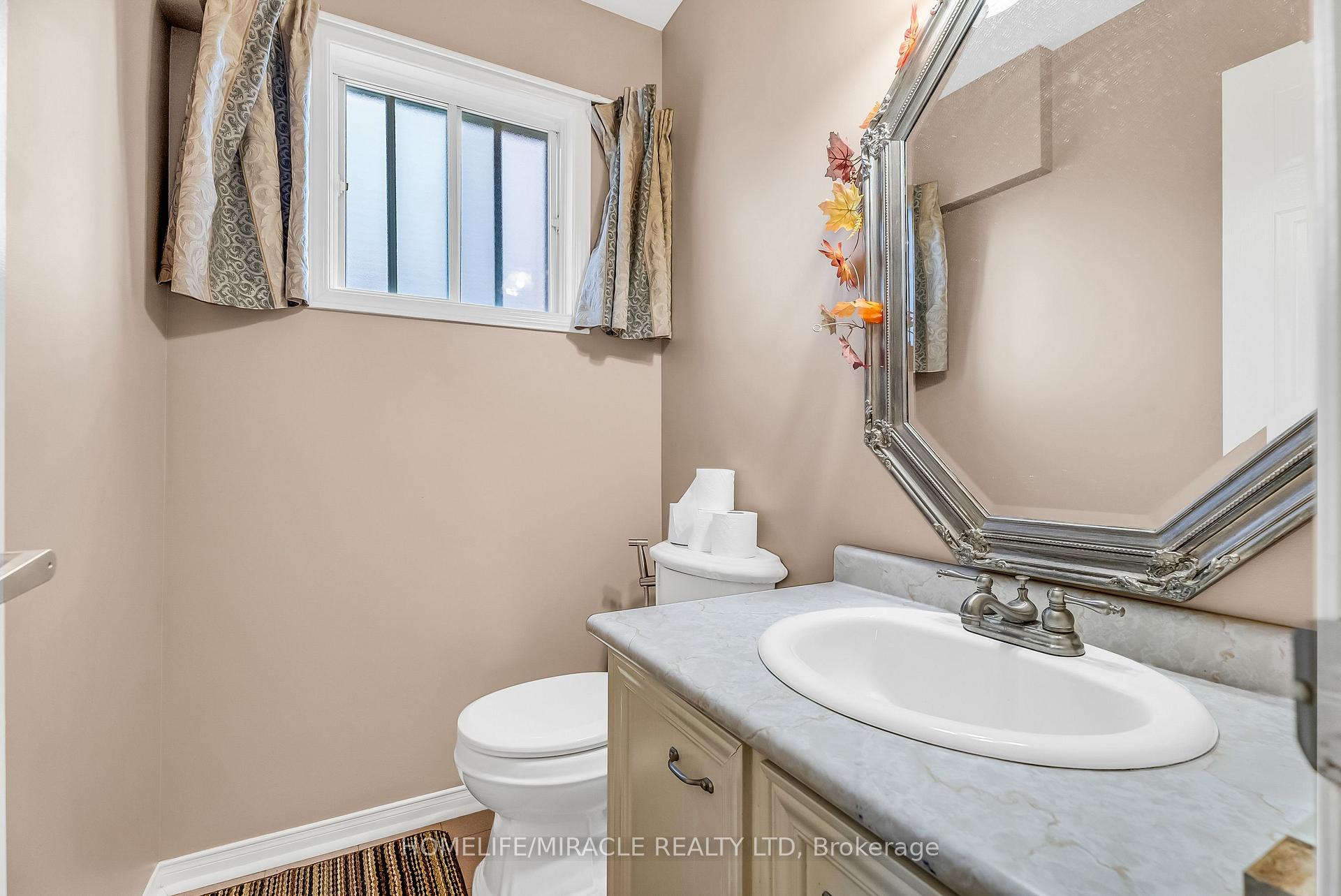 Photo 21 of 1 Beechnut Crescent, Clarington, Courtice — HOMEH
