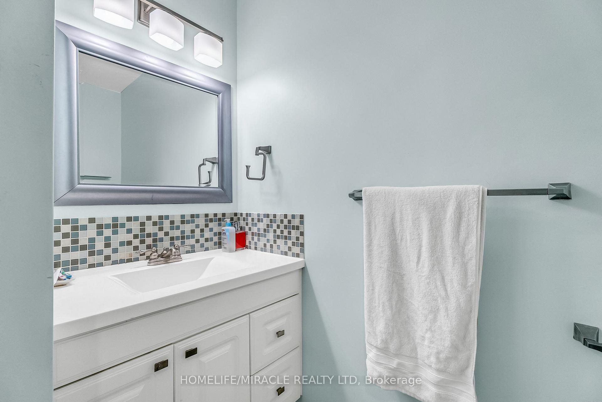 Photo 34 of 1 Beechnut Crescent, Clarington, Courtice — HOMEH