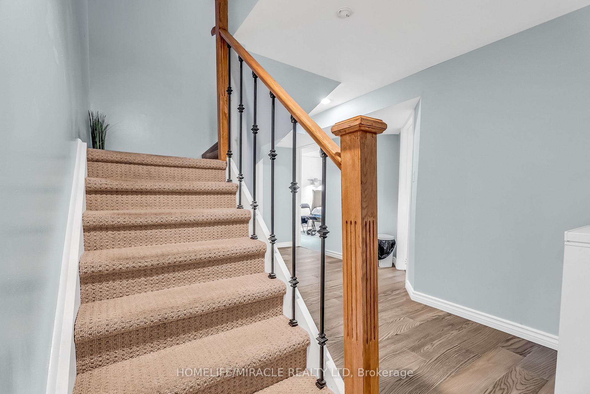Photo 38 of 1 Beechnut Crescent, Clarington, Courtice — HOMEH