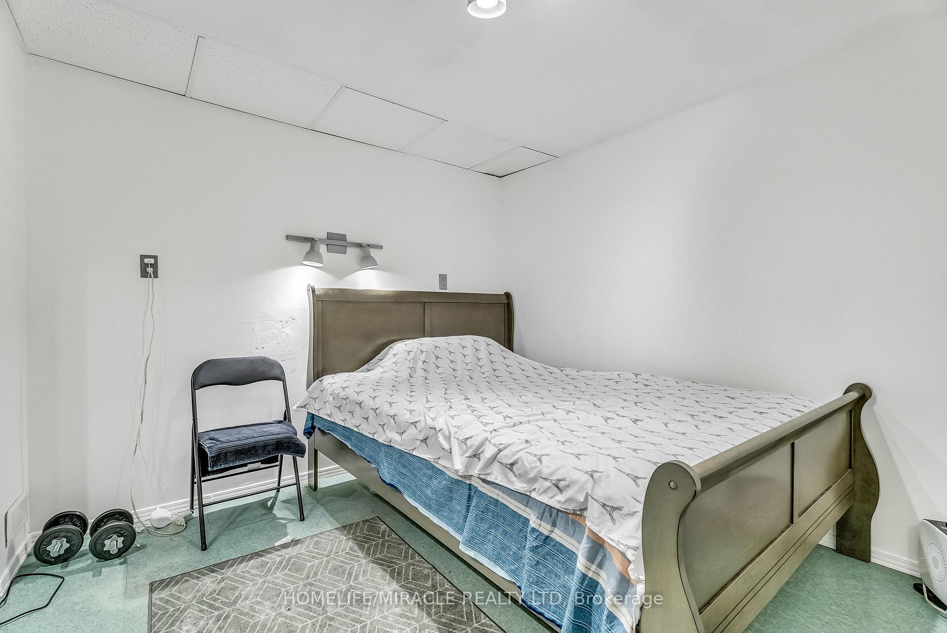 Photo 43 of 1 Beechnut Crescent, Clarington, Courtice — HOMEH
