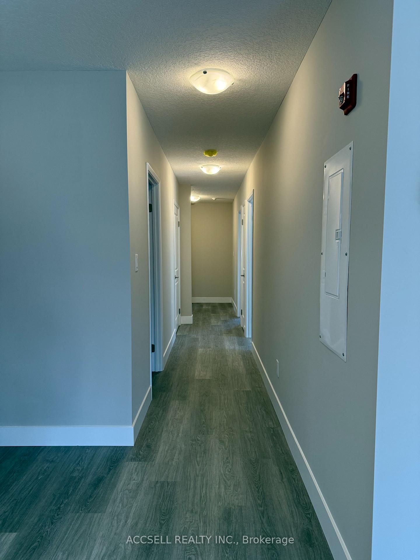 Photo 6 of 25 Alexandria Avenue, St. Thomas — HOMEH