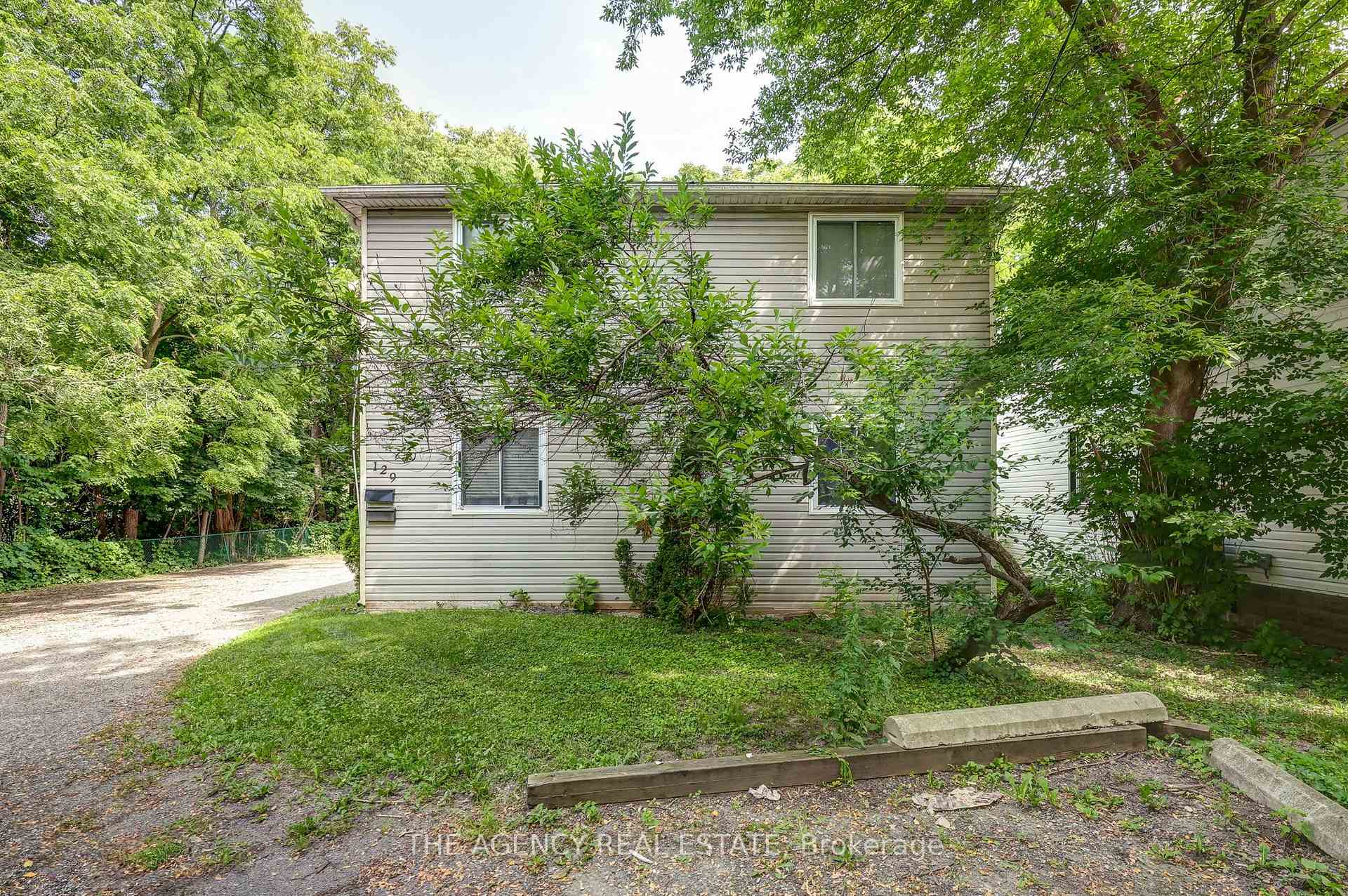 Photo of 129 Oxford Street W