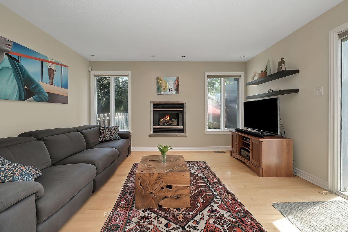 Photo 4 of 242 Deerfox Drive, Ottawa, Barrhaven - Longfields — HOMEH