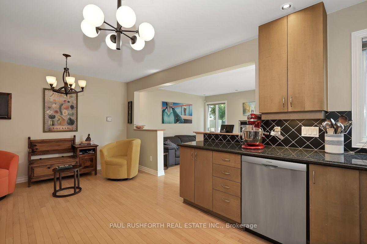 Photo 10 of 242 Deerfox Drive, Ottawa, Barrhaven - Longfields — HOMEH