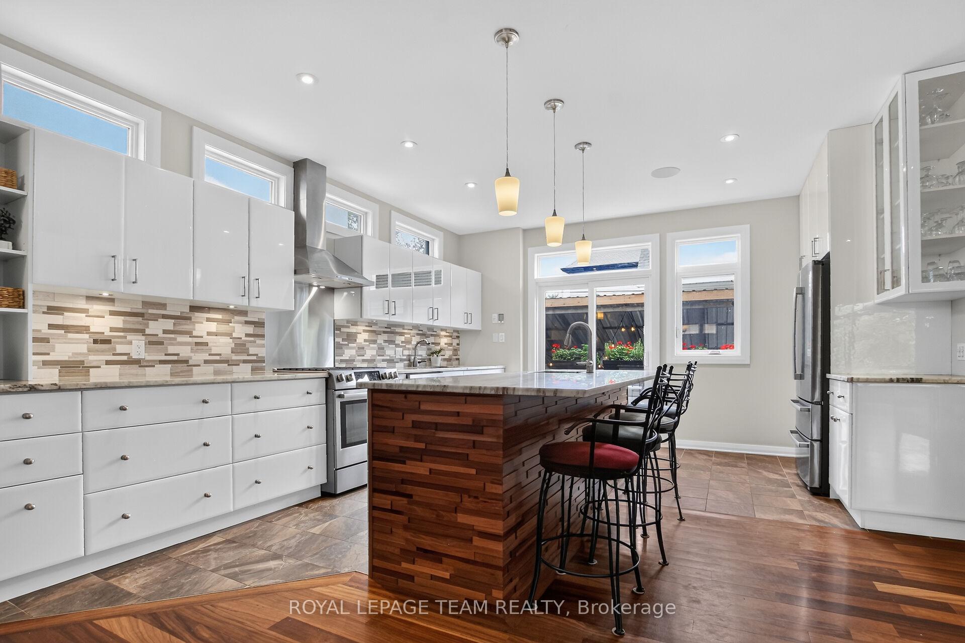 Photo 12 of 33 Gould Street, Ottawa, Ottawa West — HOMEH