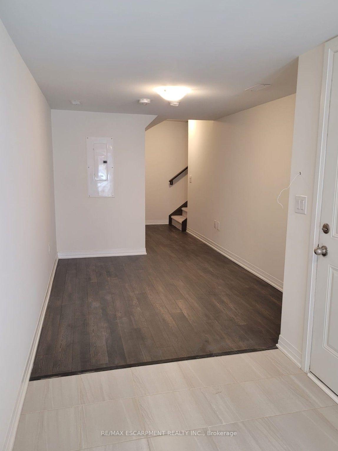 Photo 2 of Unit 913, 585 Colborne Street E, Brantford, East Ward — HOMEH