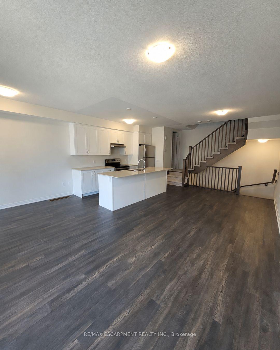 Photo 4 of Unit 913, 585 Colborne Street E, Brantford, East Ward — HOMEH
