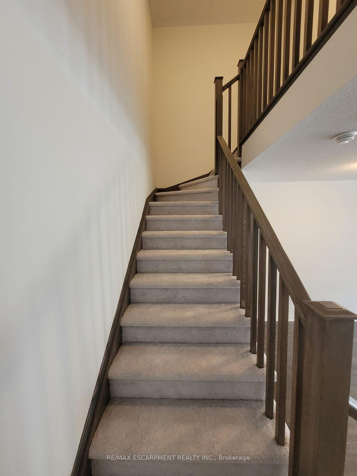 Photo 9 of Unit 913, 585 Colborne Street E, Brantford, East Ward — HOMEH