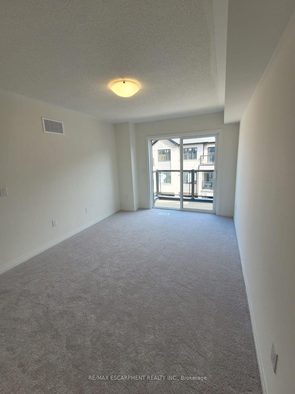Photo 11 of Unit 913, 585 Colborne Street E, Brantford, East Ward — HOMEH