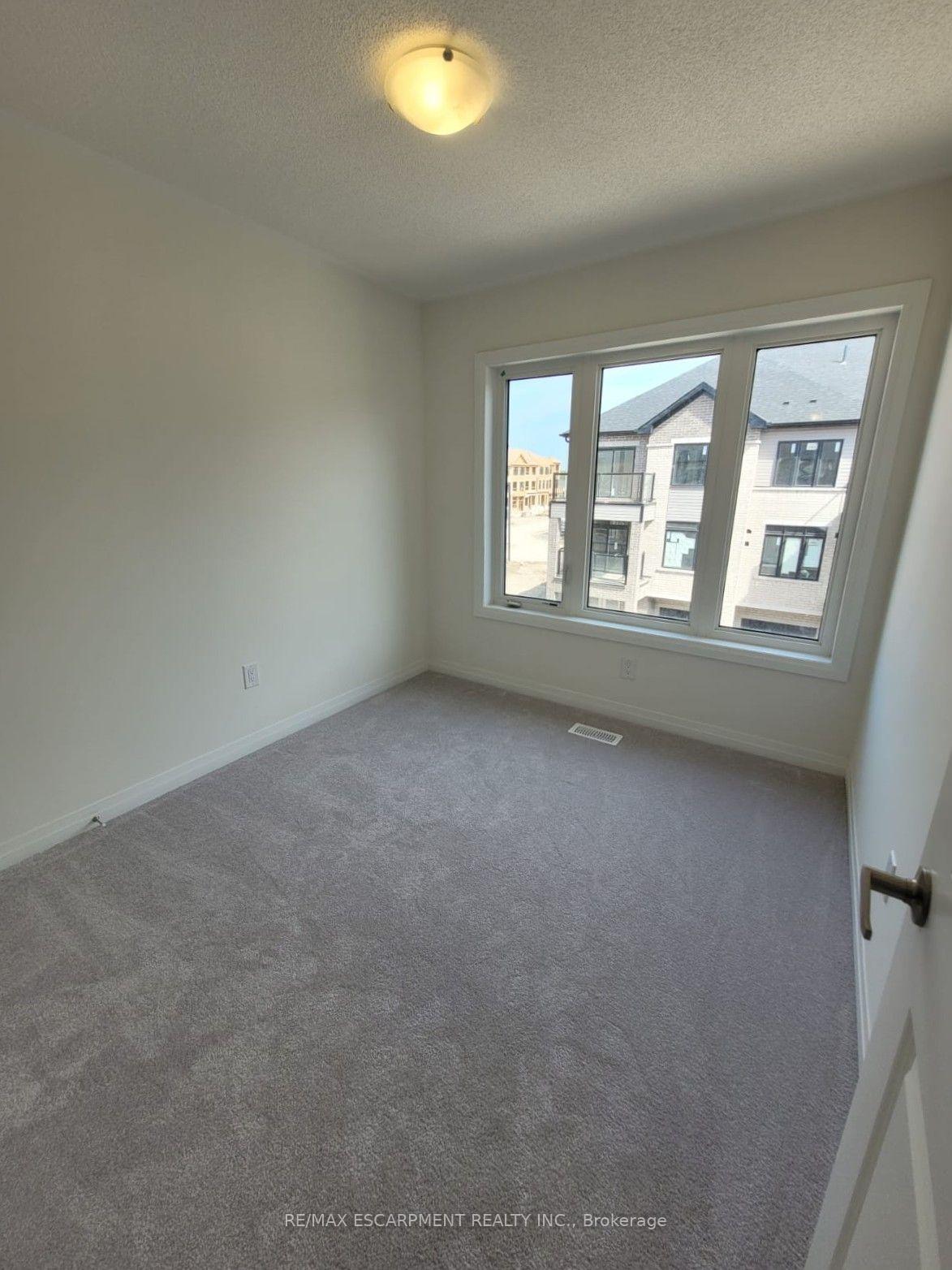 Photo 14 of Unit 913, 585 Colborne Street E, Brantford, East Ward — HOMEH