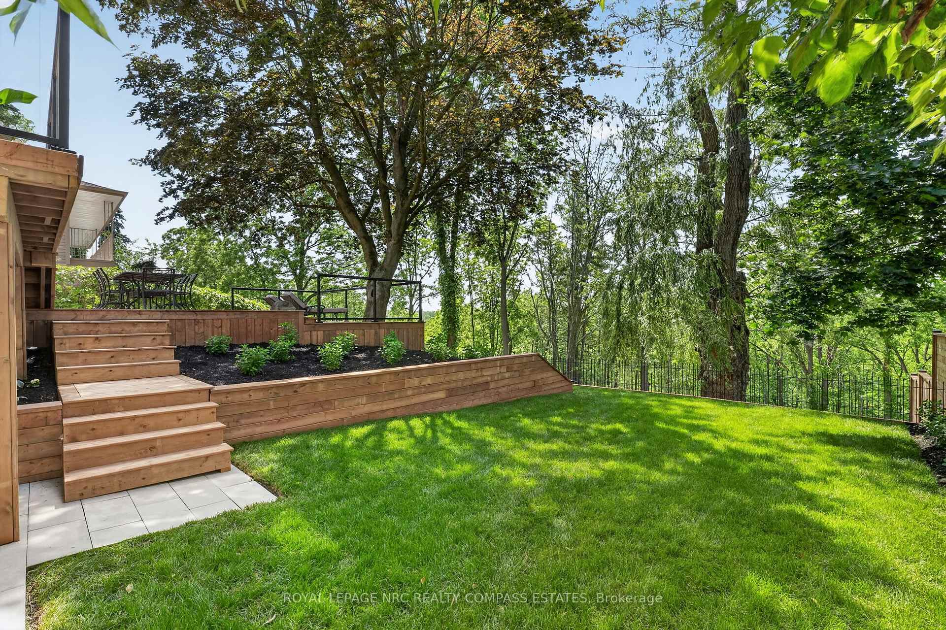 Photo 37 of 110 Riverview Boulevard, St. Catharines, Glendale/Glenridge — HOMEH