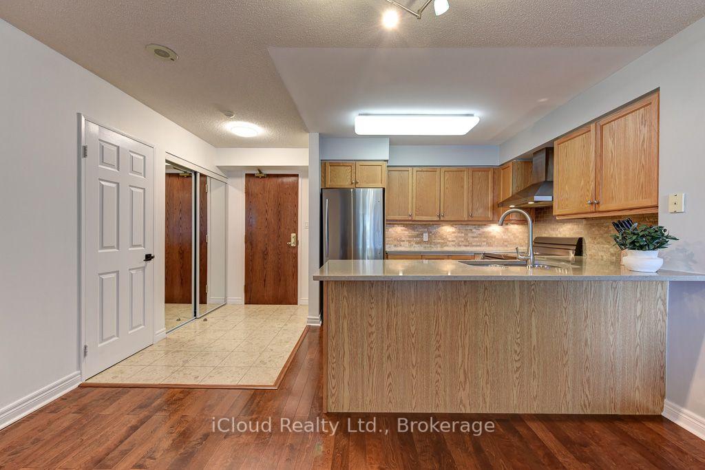 Photo 3 of Unit 1902, 156 Enfield Place, Mississauga, City Centre — HOMEH