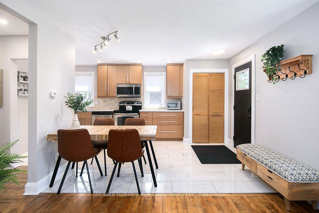 Photo 10 of 495 Maple Street, Collingwood — HOMEH