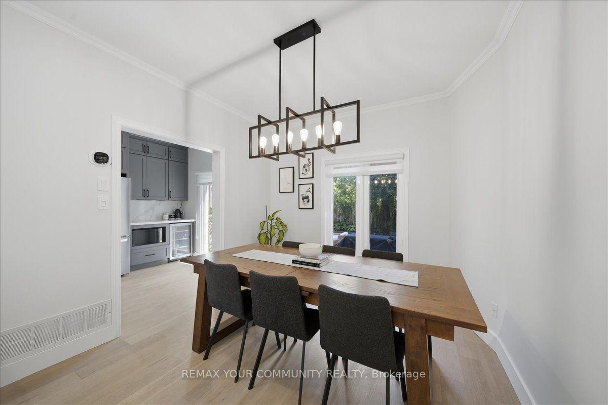Photo 12 of 91 Downey Circle, Aurora, Bayview Wellington — HOMEH