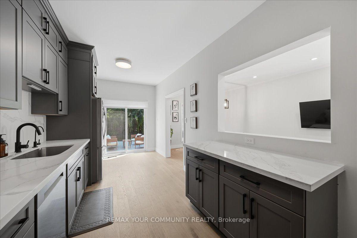 Photo 19 of 91 Downey Circle, Aurora, Bayview Wellington — HOMEH