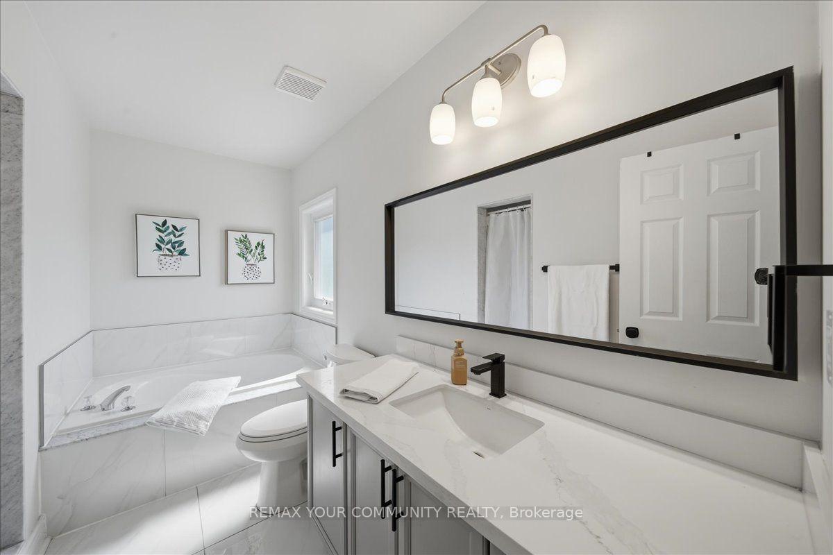 Photo 28 of 91 Downey Circle, Aurora, Bayview Wellington — HOMEH