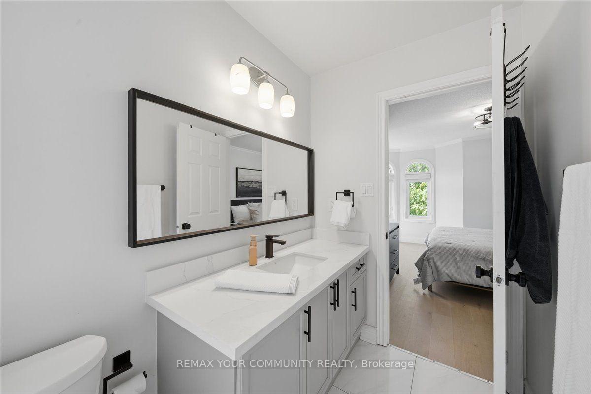 Photo 29 of 91 Downey Circle, Aurora, Bayview Wellington — HOMEH