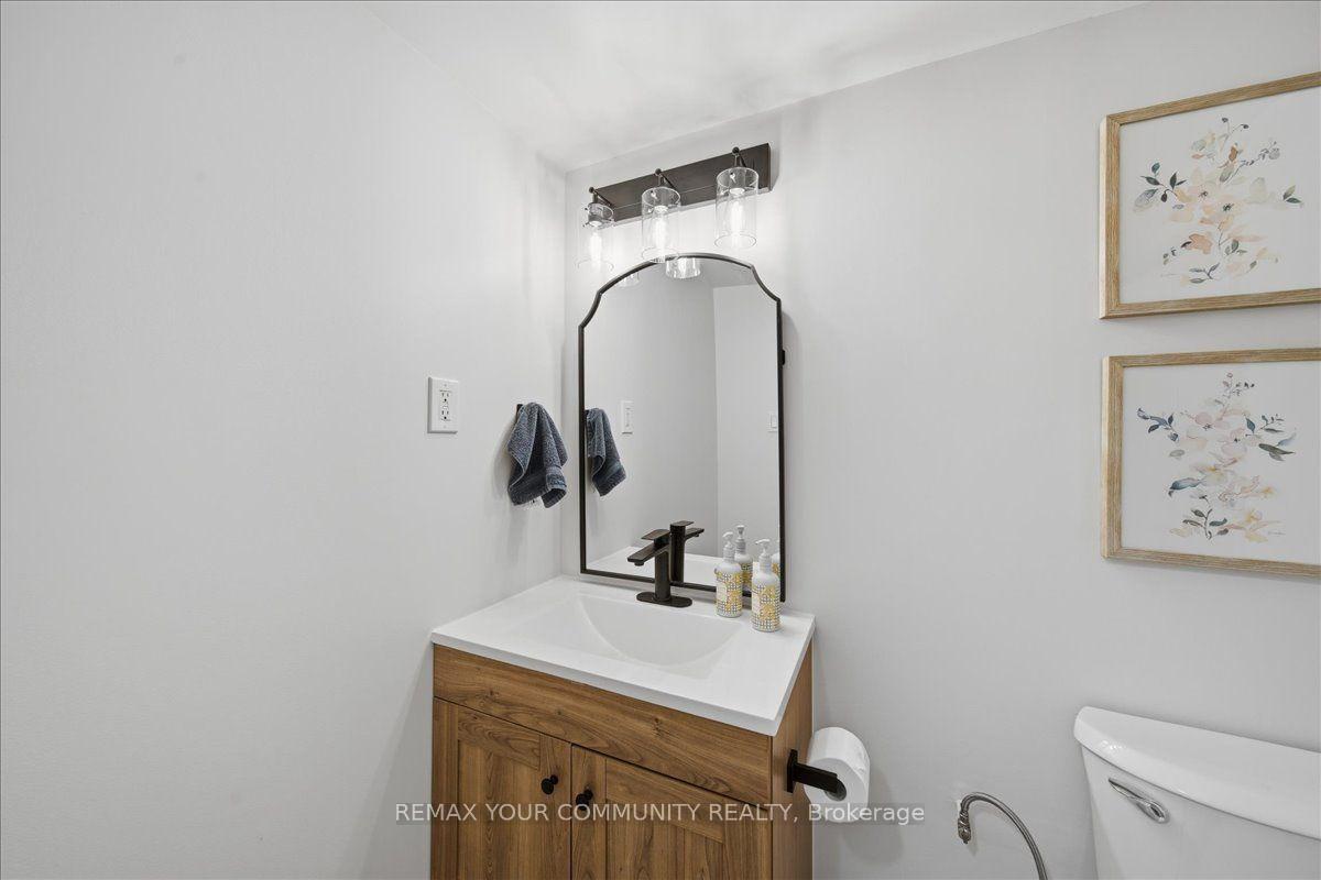 Photo 36 of 91 Downey Circle, Aurora, Bayview Wellington — HOMEH