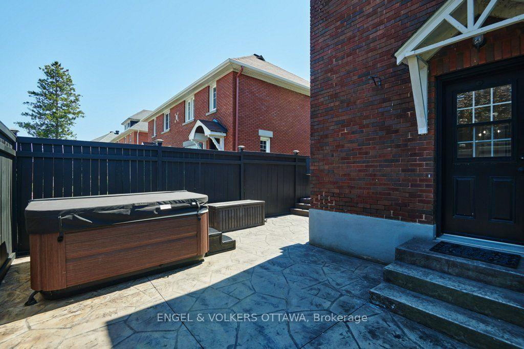 Photo 36 of 21 Reid Avenue, Ottawa, Civic Hospital — HOMEH